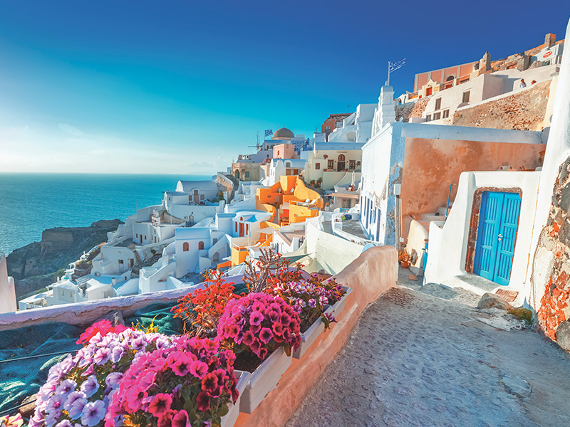 Vue de l'eau depuis Santorin
