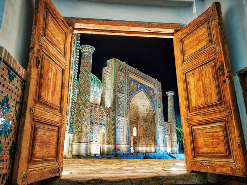 Portes ouvertes sur le mausolée de Gour-e-Amir