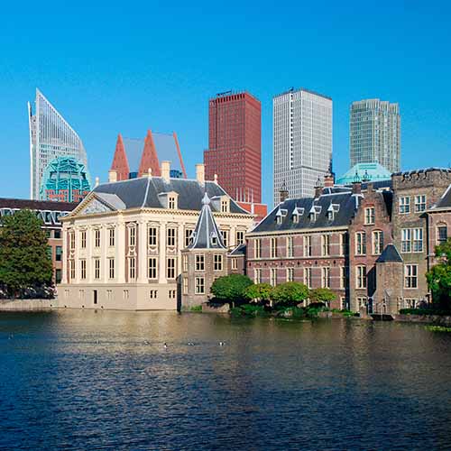 Contraste entre le moderne et l'ancien